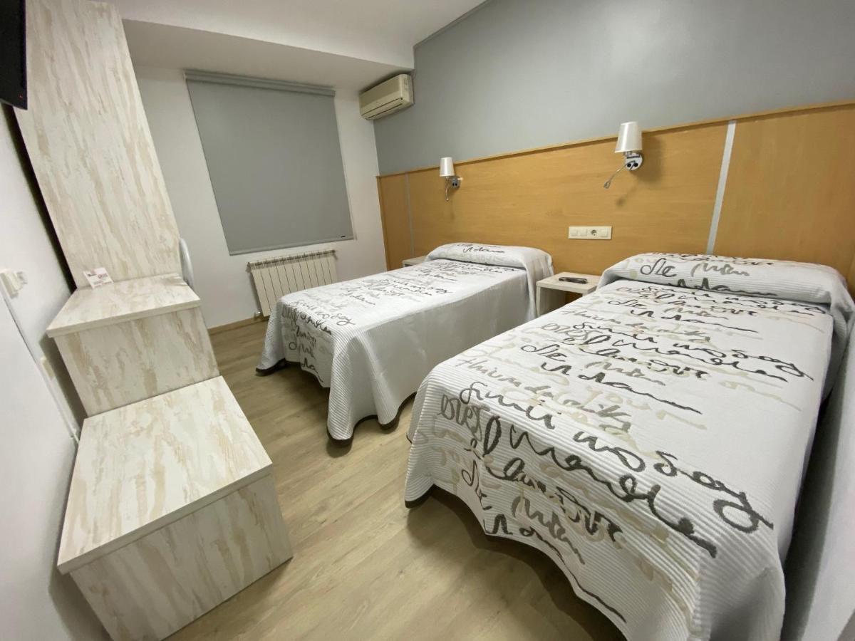 Hotel San Juan Мигельтурра Экстерьер фото