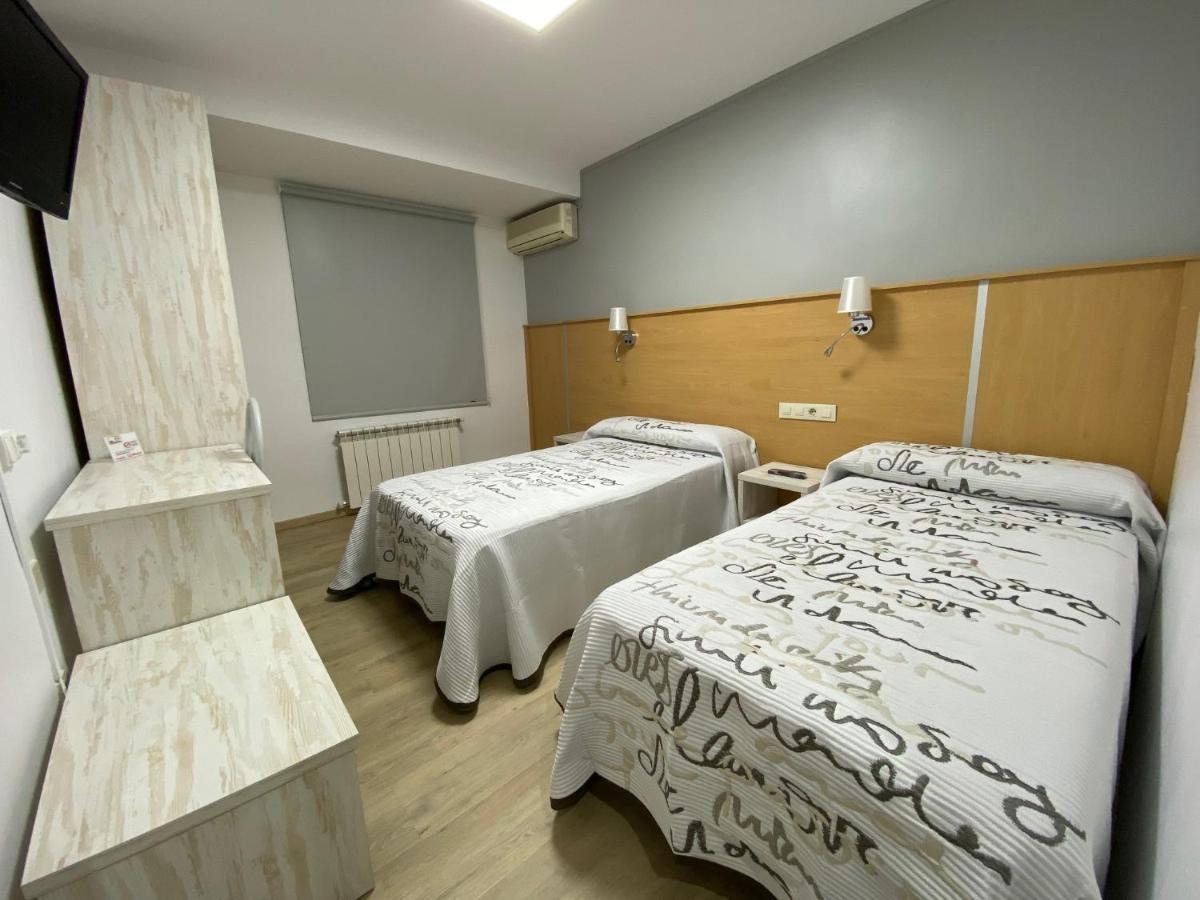 Hotel San Juan Мигельтурра Экстерьер фото