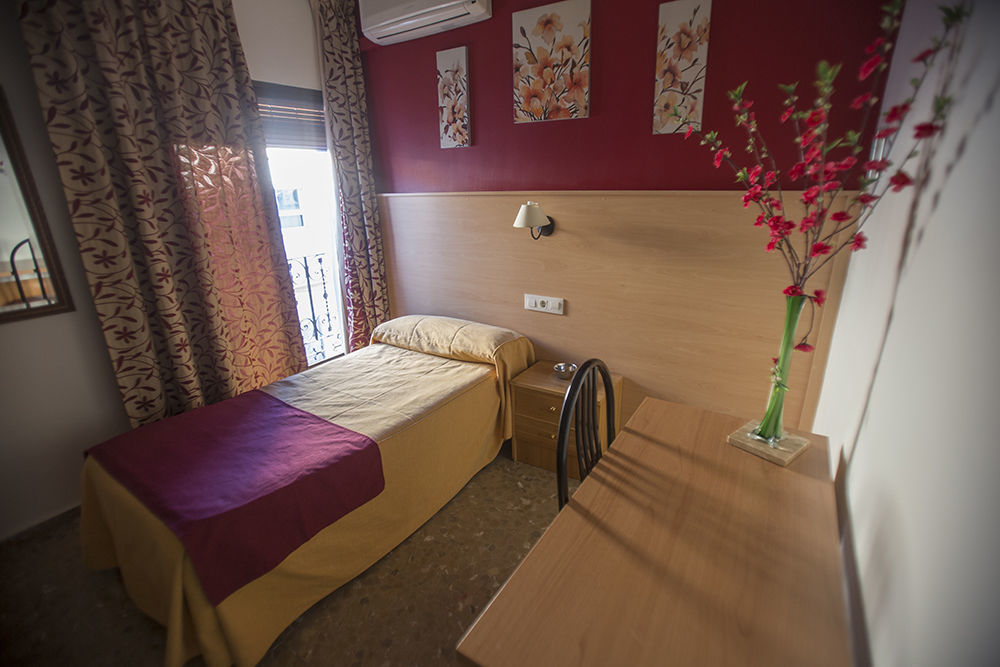 Hotel San Juan Мигельтурра Экстерьер фото